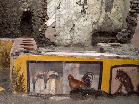 Termopolio di Pompei alla regio V Termopolio di Pompei alla regio V foto da pagina https://www.facebook.com/pompeiisoprintendenza
